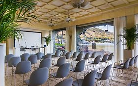 Atlantis Bay - The Leading Hotels Of The World